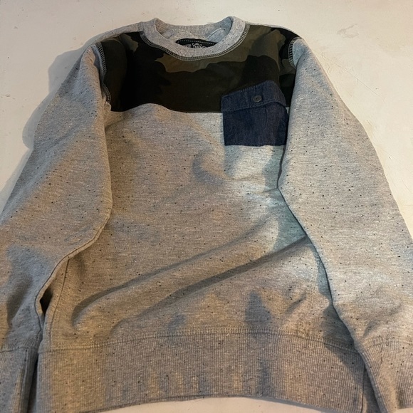 Brand new boys sweater camo - Picture 1 of 2